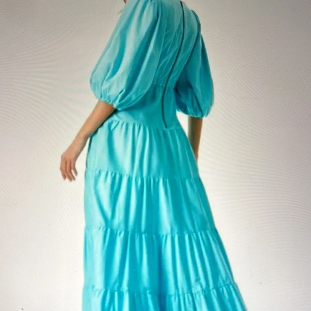Alice + Olivia Shayla Puffed Sleeve Tiered Maxi Dress - Picture 3 of 12
